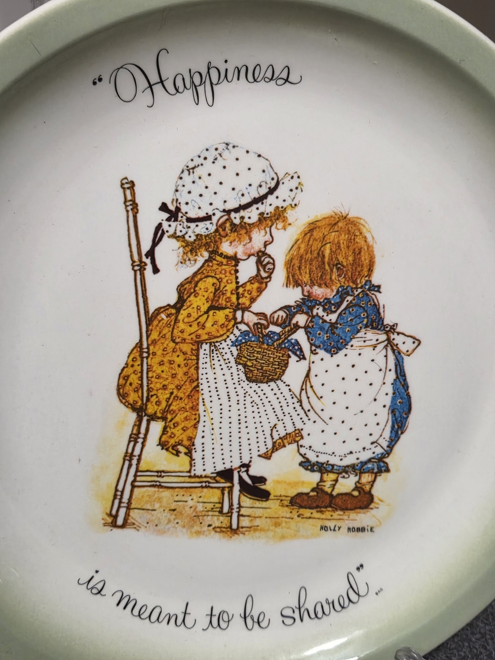 Holly Hobbie Collector Plates – "Happiness" Theme Set Of 2 - Picture 3 of 9
